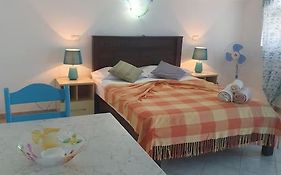 Tres Caravelas Studio Flats